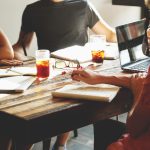 Réunions de vente : stratégies efficaces pour maximiser vos résultats commerciaux