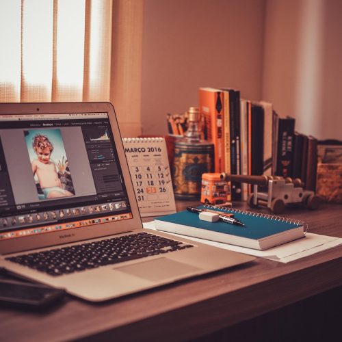 boostez votre efficacité avec nos conseils et outils pour améliorer votre productivité au quotidien, que ce soit au travail ou à la maison.